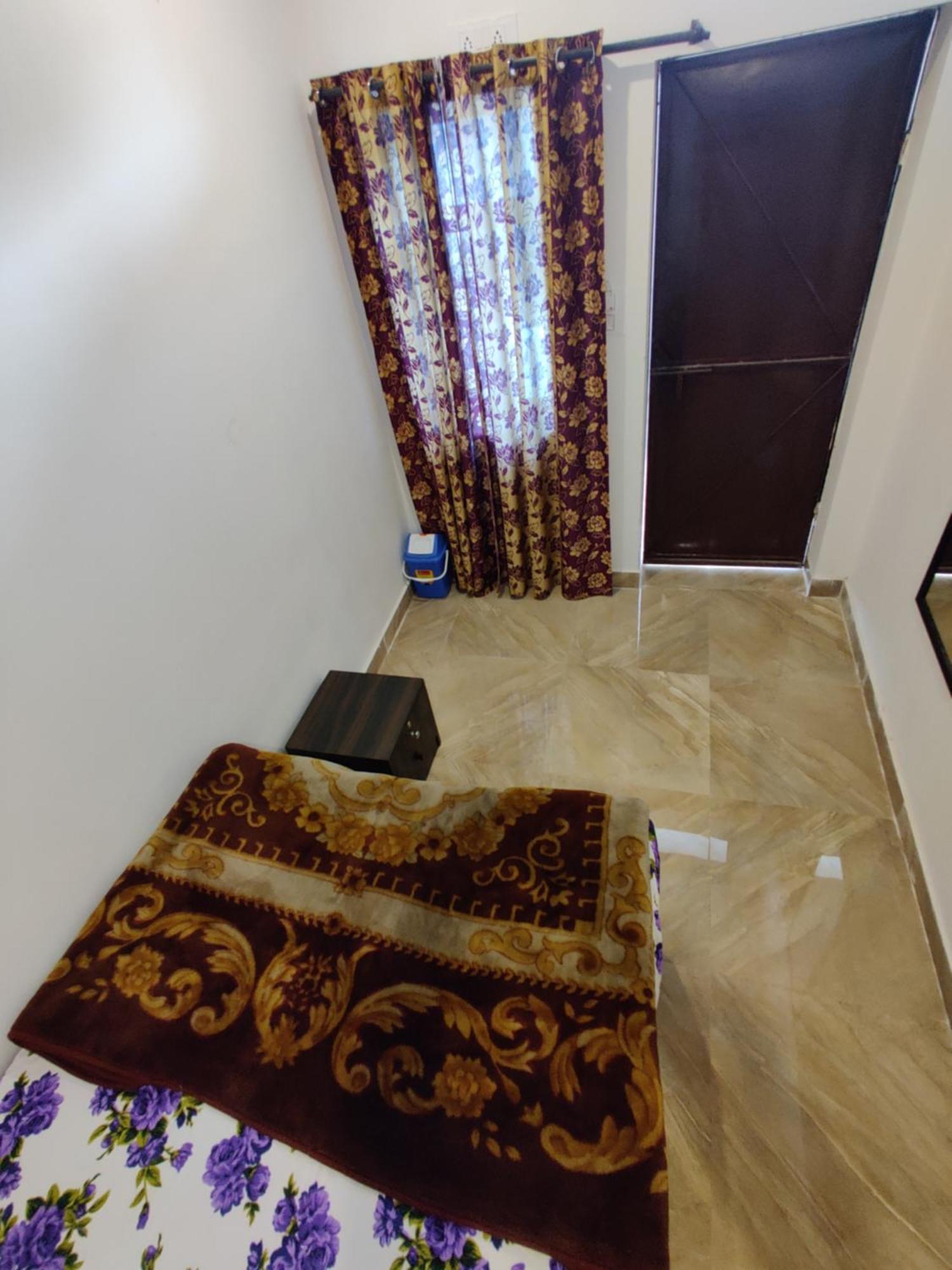 Varah Square Guest House Pushkar Room photo